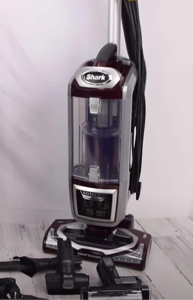 Shark Rotator Powered Lift-Away True Pet