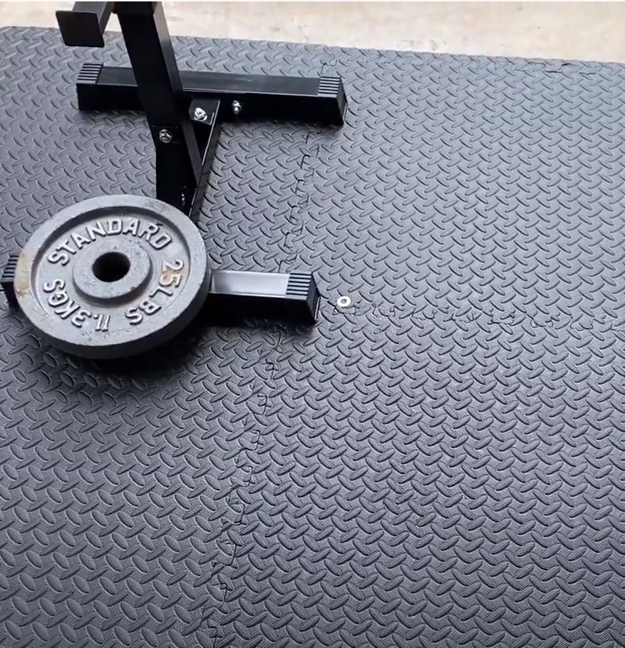 Amazon Basics Foam Interlocking Gym Floor Tiles