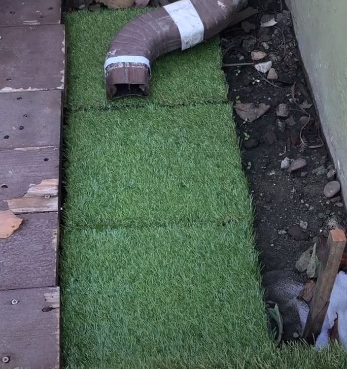 Interlocking Artificial Grass Tiles