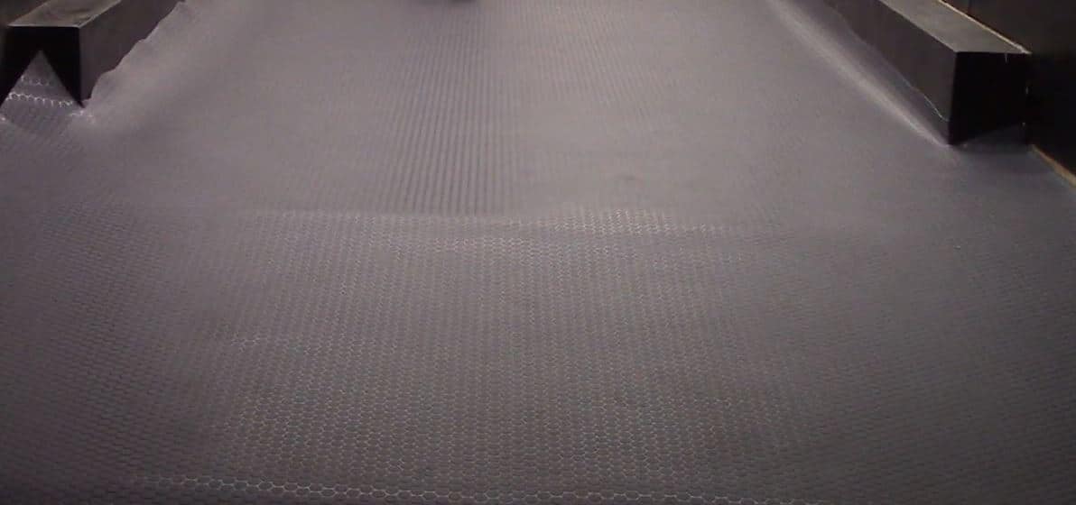 G-Floor Lite Diamond Tread Rollout
