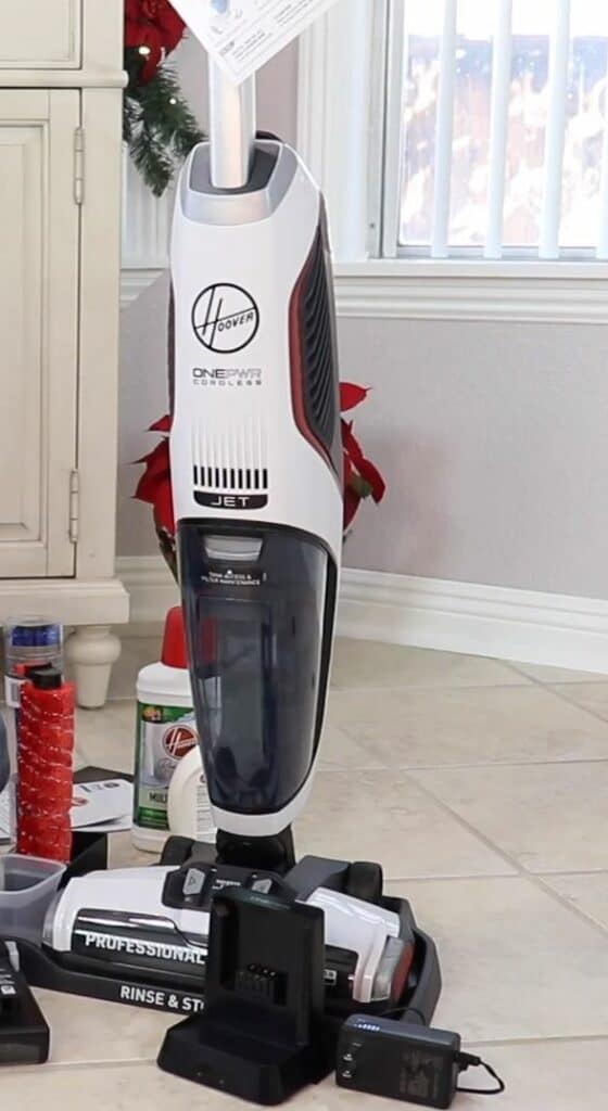 Hoover FloorMate Deluxe Hardwood Floor Cleaner BH55210A