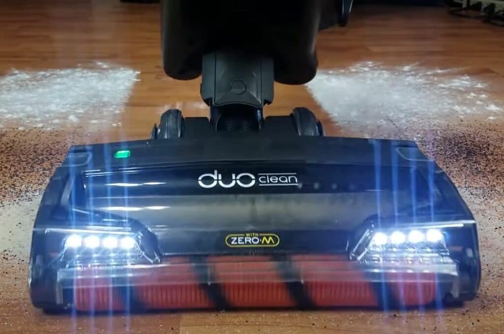 Shark APEX Upright With DuoClean