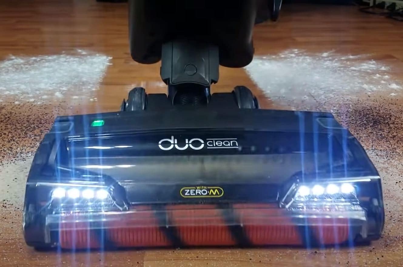 Shark APEX Upright With DuoClean