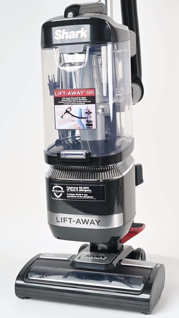 Shark Navigator Lift-Away ADV Upright Vacuum LA322
